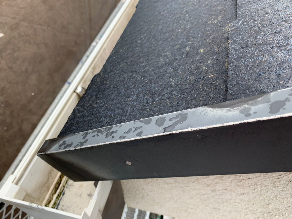 屋根の板金の釘 / 打ち直しの完了