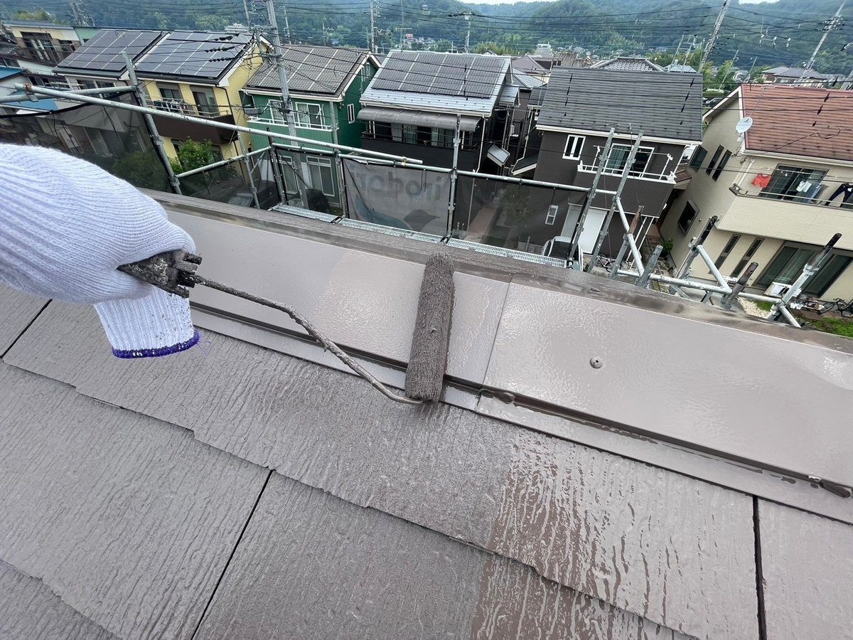 棟板金の上塗り