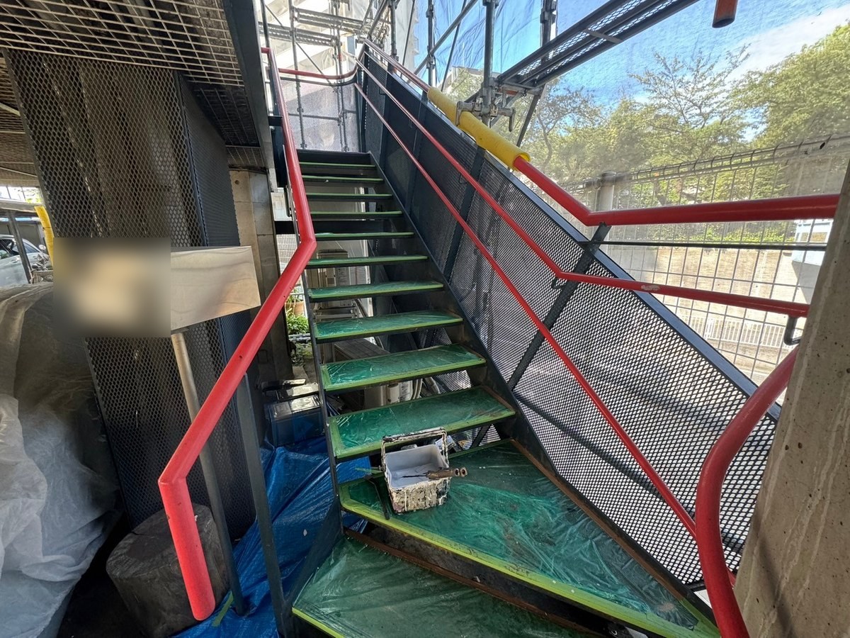 鉄骨階段 / 施工前