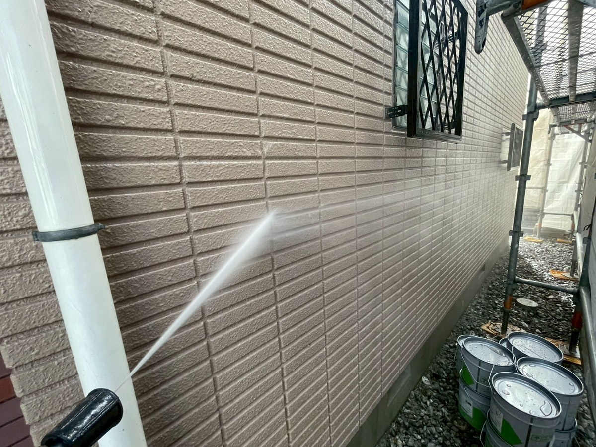 外壁の高圧洗浄